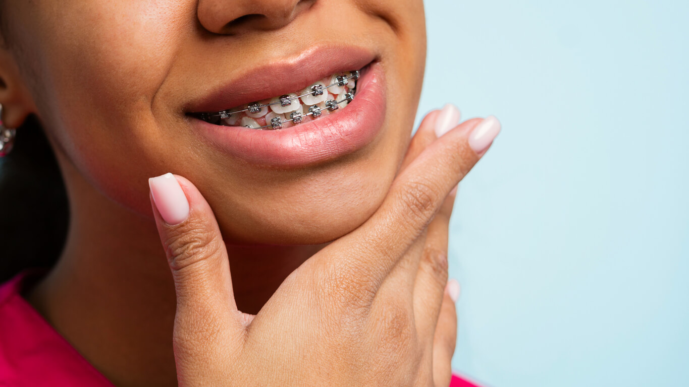Does your child need traditional braces? Learn more about wearing traditional braces and the benefits they provide. Schedule a consultation today.